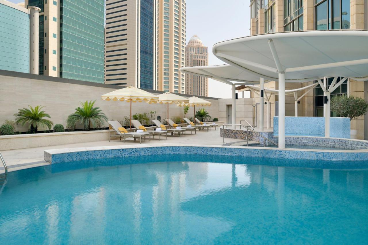 Le Meridien City Center Doha Exterior foto